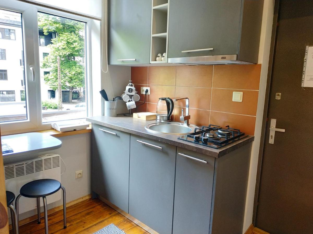 Appartamento Tiny Non-Smoking Caka & Free Parking Riga Esterno foto